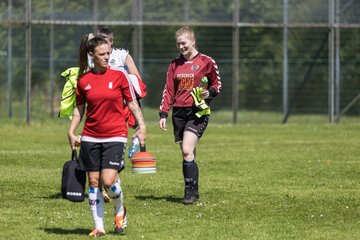 Bild 11 - F SV Henstedt Ulzburg - SV Fortuna Boesdorf : Ergebnis: 3:1